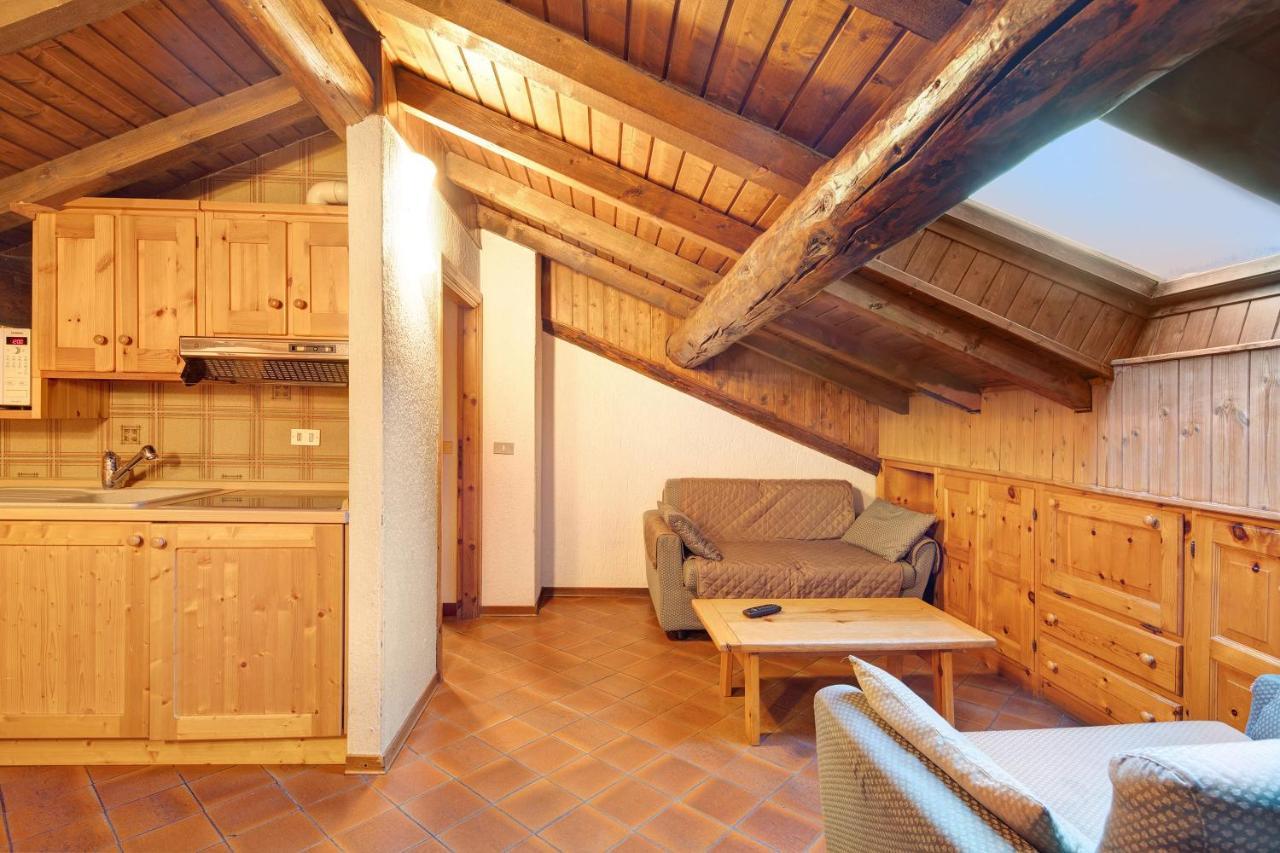 Chalet Meridiana Appartamento 11 Livigno Kültér fotó